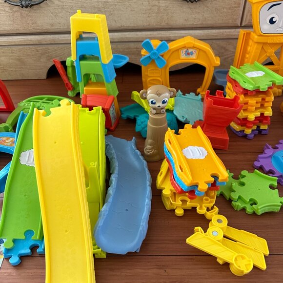 Thomas & Friends My First Railroad Railway Pals Talking Toy Train Sets - Picture 5 of 17